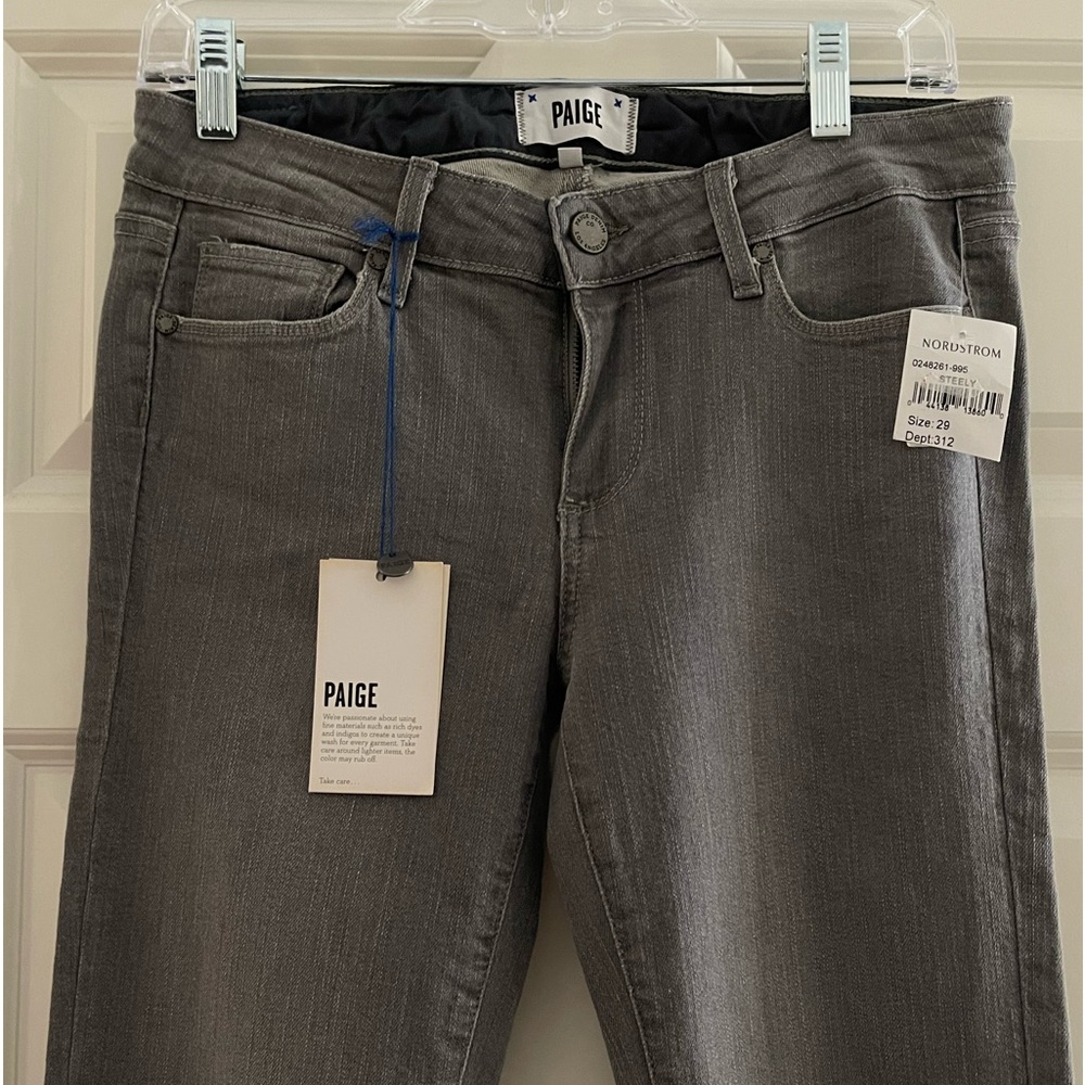 BRAND NEW WITH TAGS-Paige Skyline Skinny Light Grey Jeans, size 29